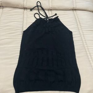 Anne Fontaine sleeveless knit shirt with burn out design through the body